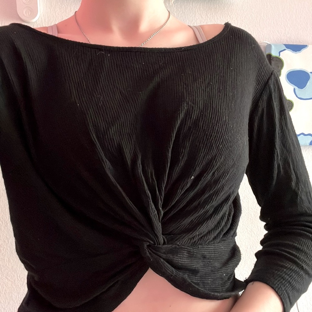 pink rose knitted tie knot black sweater